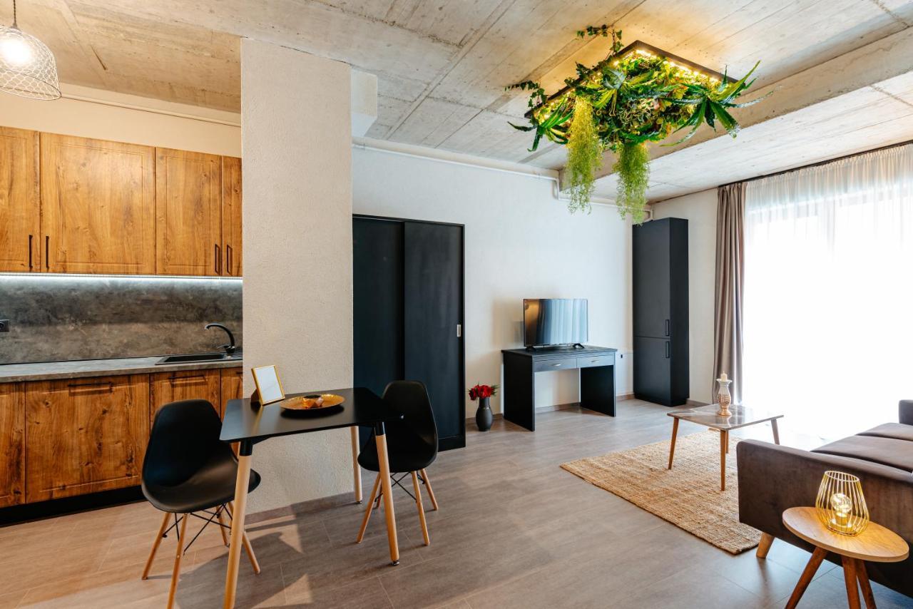 Centro Accommodation 克卢日-纳波卡 外观 照片